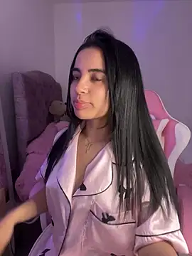 Онлайн чат XXX Emily-14