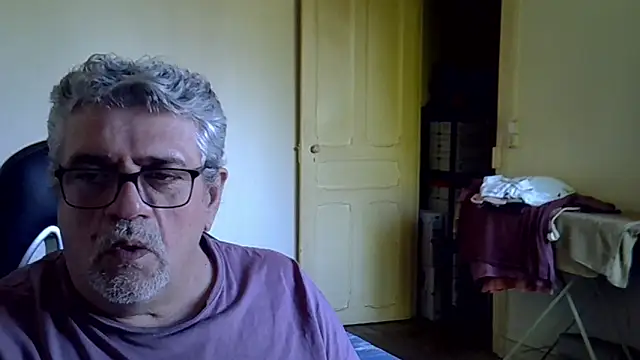 Laurent_oldmen – Naživo XXX chat