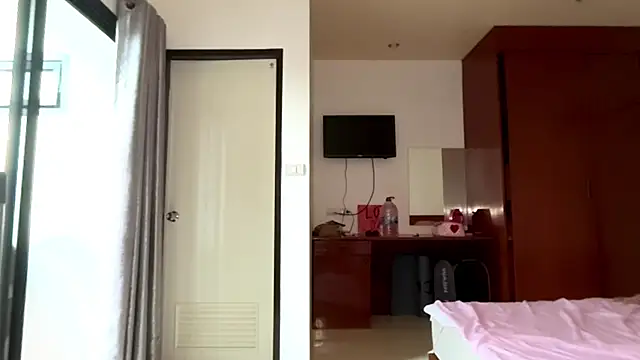 kamila_18_frenchn Webbikameraesitys