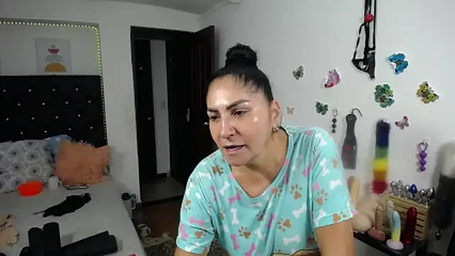 mature_bigboobs10n Live XXX chat