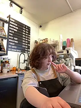 cinnabon_n Live XXX chat