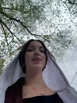 DollyTall élő XXX-chatje