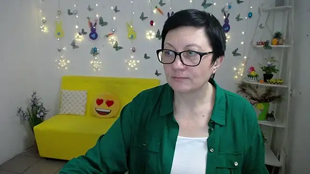 EmilyL0ve Live XXX-chat