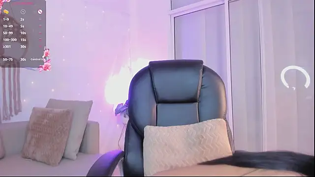 Ginni_charlotte's Webcam Show