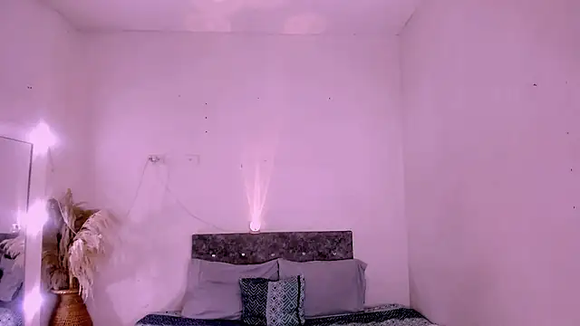 Show de webcam de carolinemiller7