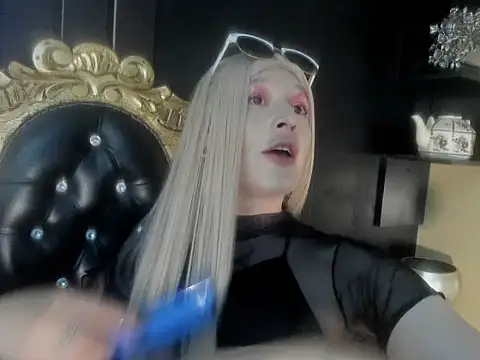 Gomory_Niix Adlı Modelin Web Kamerası Şovu