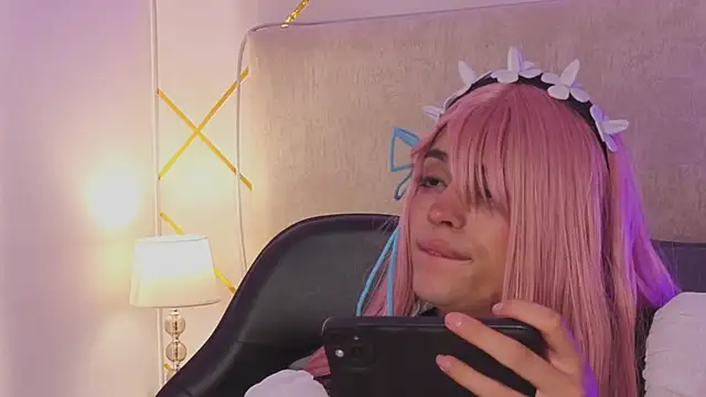 Nioki_: онлайн-секс-чат