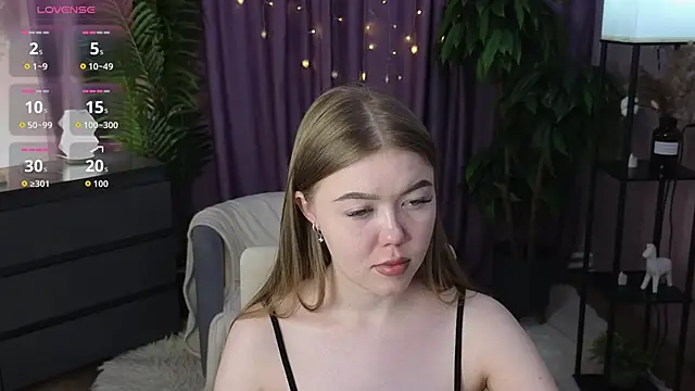 BlondeLinan Live XXX chat