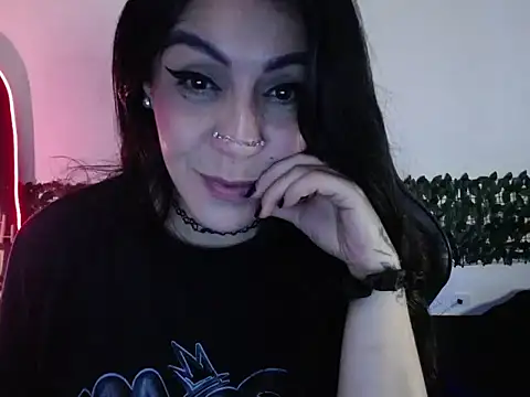 Chat +18 de Anastasiabasst__ ao vivo
