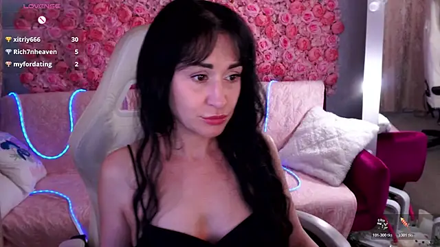 Chat +18 de CarolinaaFoxyyy ao vivo