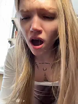 StreetSquirt – webcam-show