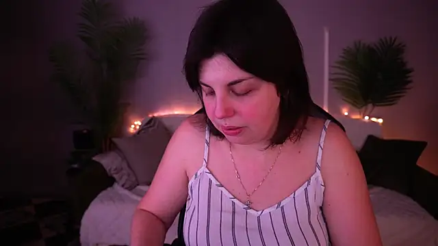 Chat XXX en directo de MirandaWong