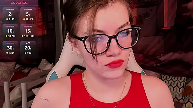 CathyAdams Adlı Modelin Canlı XXX Sohbeti