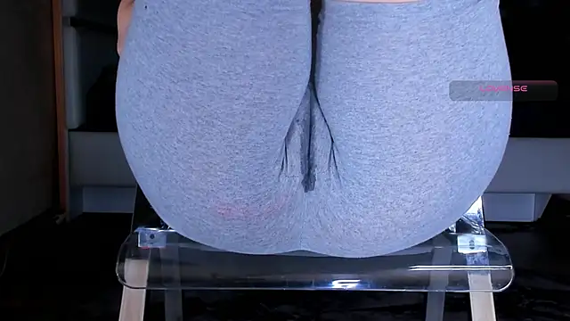 Cameltoe_squirt_inPants Adlı Modelin Canlı XXX Sohbeti