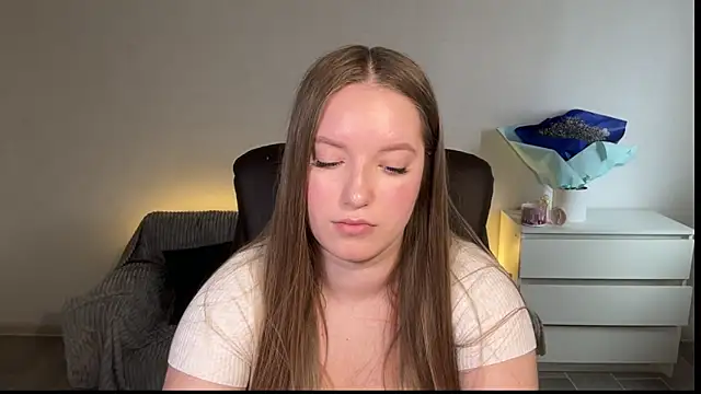 XXX chat uživo modela EvaMaddison