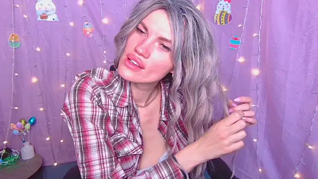 MilaLoonan Live XXX chat