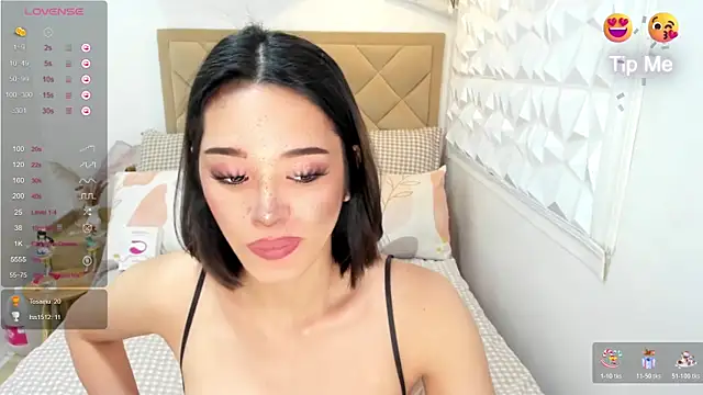 Chat XXX en directo de TsHeartXxx