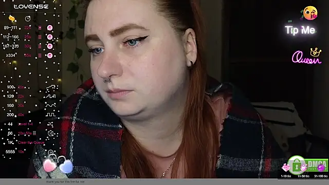 Chat +18 de Alicia_love00 ao vivo