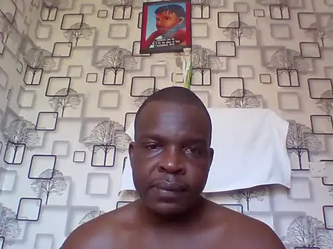 Chumba_001: διαδικτυακό σόου στην κάμερα