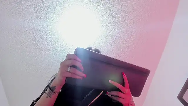 Živý XXX chat Aily_star