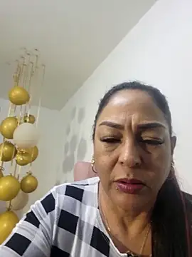 Gina_Myers – Naživo XXX chat