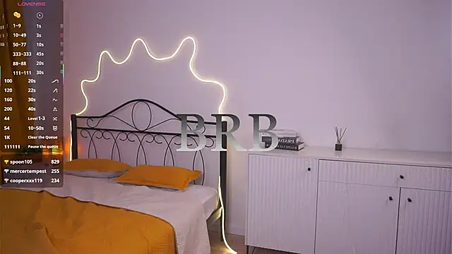 แชท XXX สดของ VeronaCritchlow