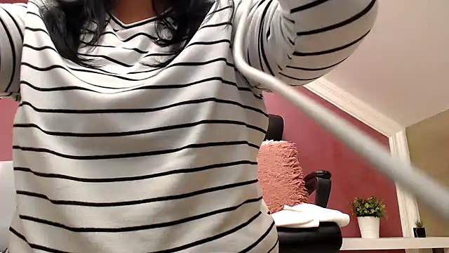 Wetandnaughtyxx's Live XXX Chat