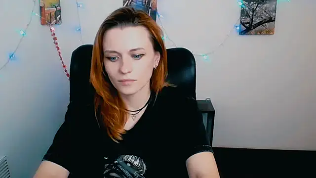 Chat +18 de PeppyMia ao vivo