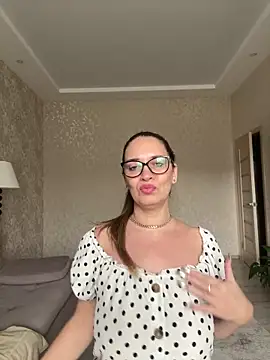 Milana8263 Webcam-Show