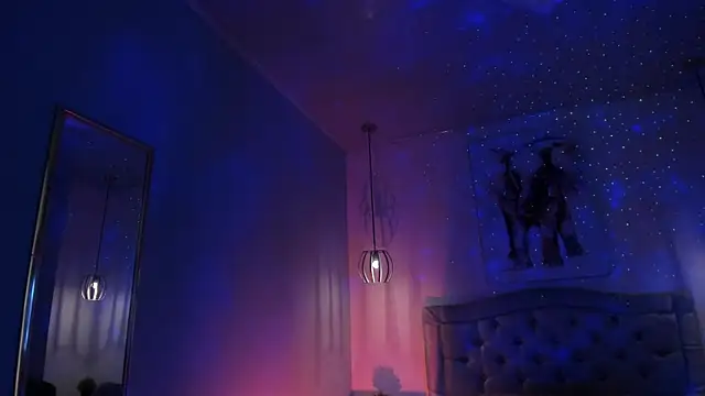 Chat +18 de ayshel__ ao vivo