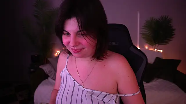 MirandaWong élő XXX-chatje