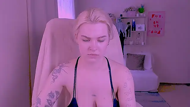 Sembang XXX Secara Langsung Hot_Blonda