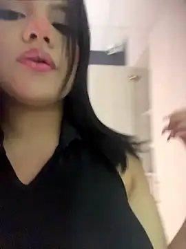 แชท XXX สดของ PippyPamXXX