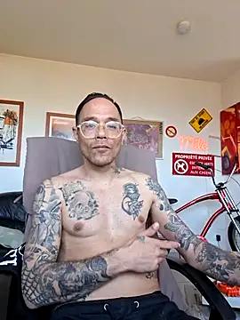 Mr_Graffitimile: онлайн-секс-чат