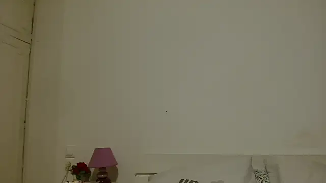 XXX chat uživo modela desirmiss1