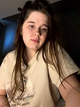 HornyGirlH – webcam-show