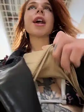 Chat +18 de RosieSecret ao vivo