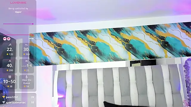 Chat +18 de IsaDiiaz ao vivo