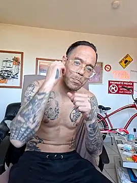 Mr_Graffitimile 라이브 XXX 채팅