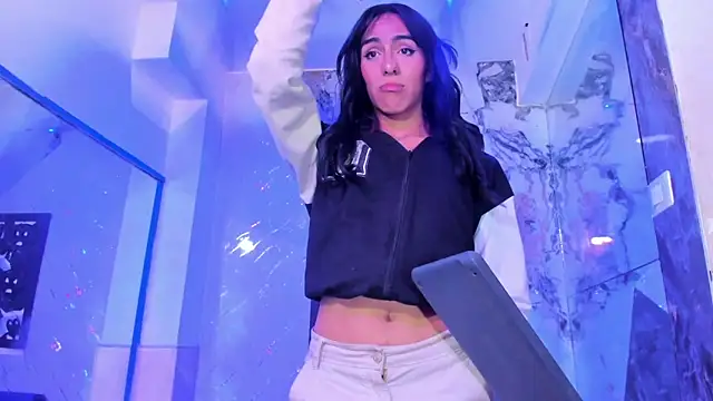 Isabella_stanford2 webkamerás műsora