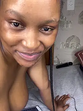 Bellabootie 即時 XXX 聊天