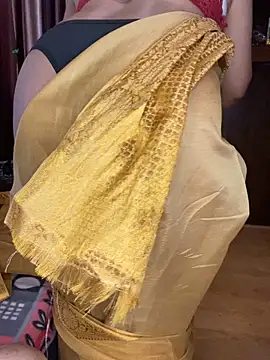 Pokazy przed kamerką – IndianLatinaa