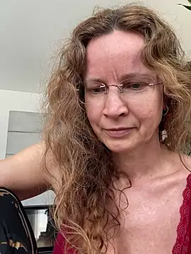 AnnikaRose 라이브 XXX 채팅