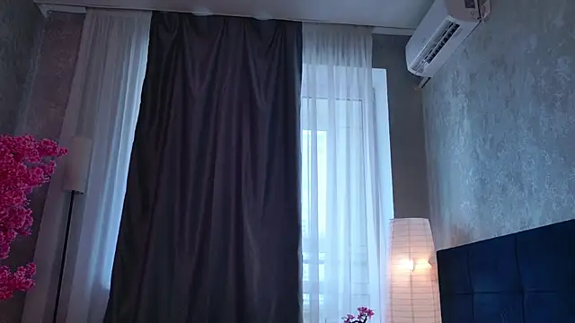 lisabaus Adlı Modelin Canlı XXX Sohbeti