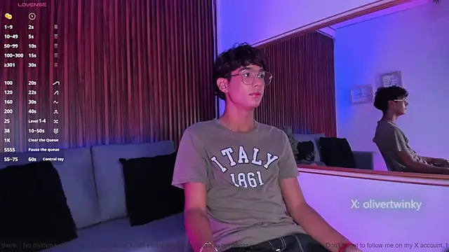 Oliver20__ Live XXX Chat