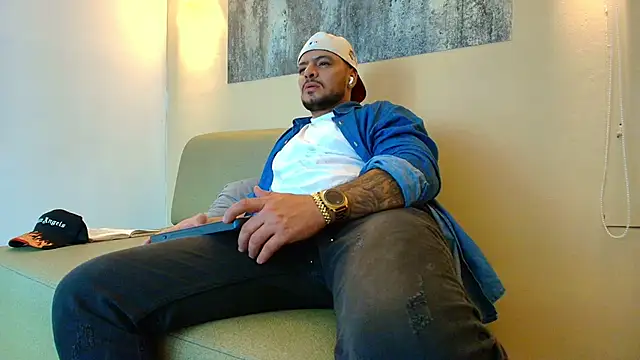 Show de TROY_KIRK na webcam