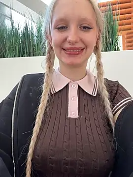 Mila_NoRules: απευθείας συνομιλία ΧΧΧ