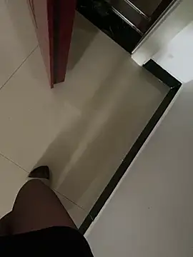 AIone_se 在線直播表演