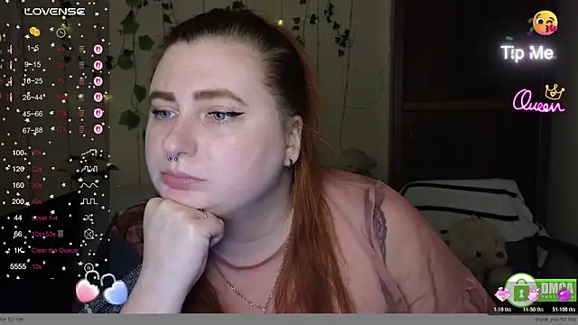 Chat +18 de Alicia_love00 ao vivo