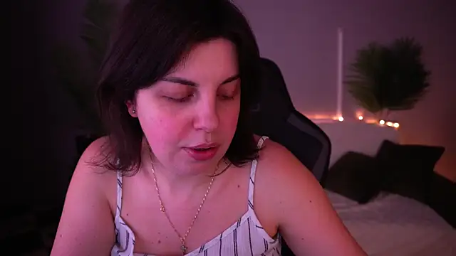 MirandaWong: онлайн-секс-чат